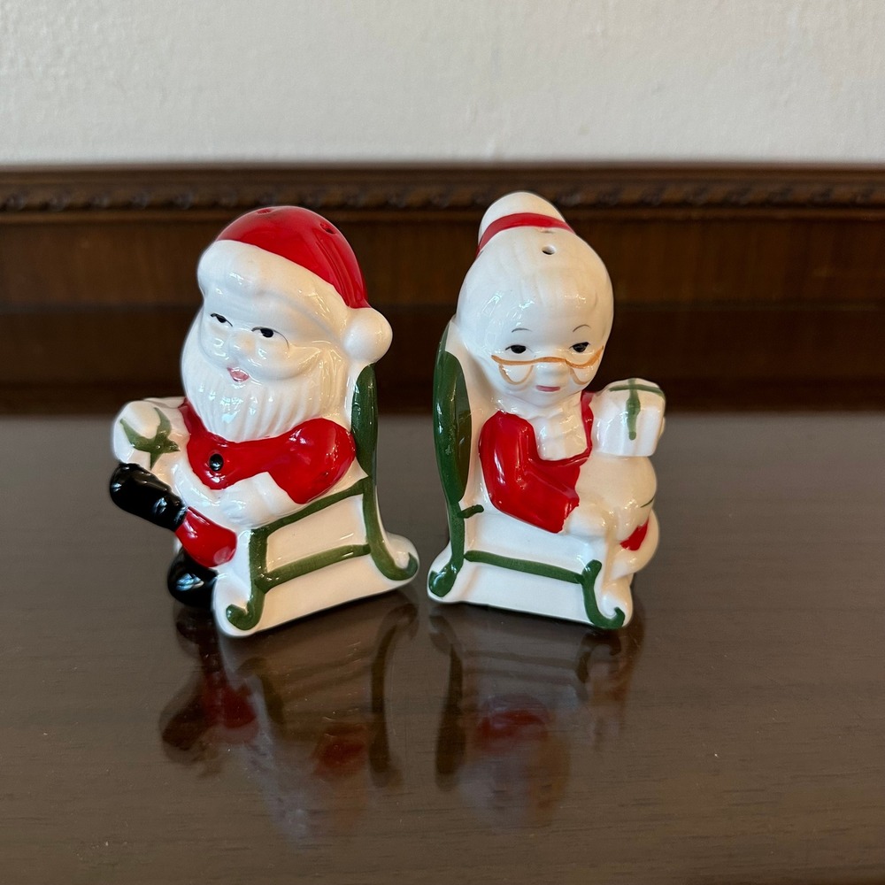 Vintage Santa and Mrs Claus Rocking Chair Salt and Pepper Shakers Christmas Set